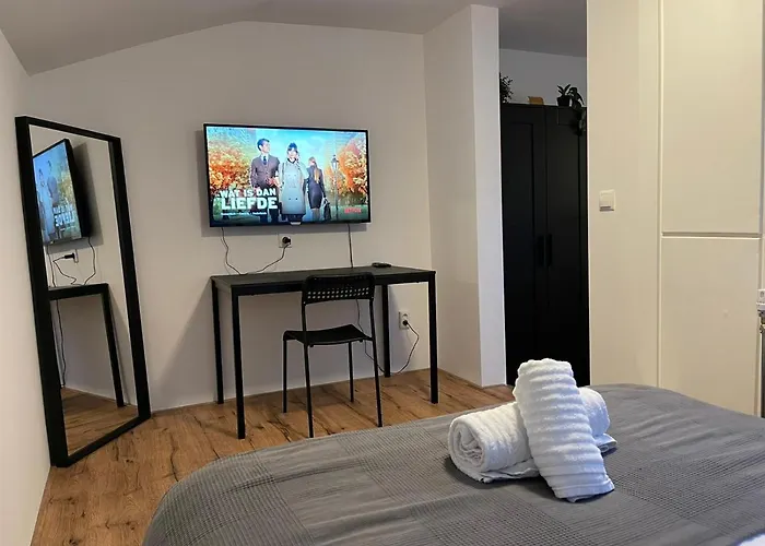Garden View Prins Room